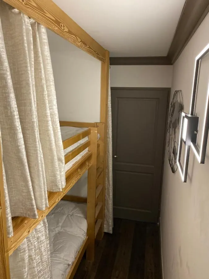Arc 1950 - Appt 2 Chambres/ 1 Coin Nuit Luxueux- Ski Aux Pieds Les Arcs  0*, Les Arcs (Savoie)